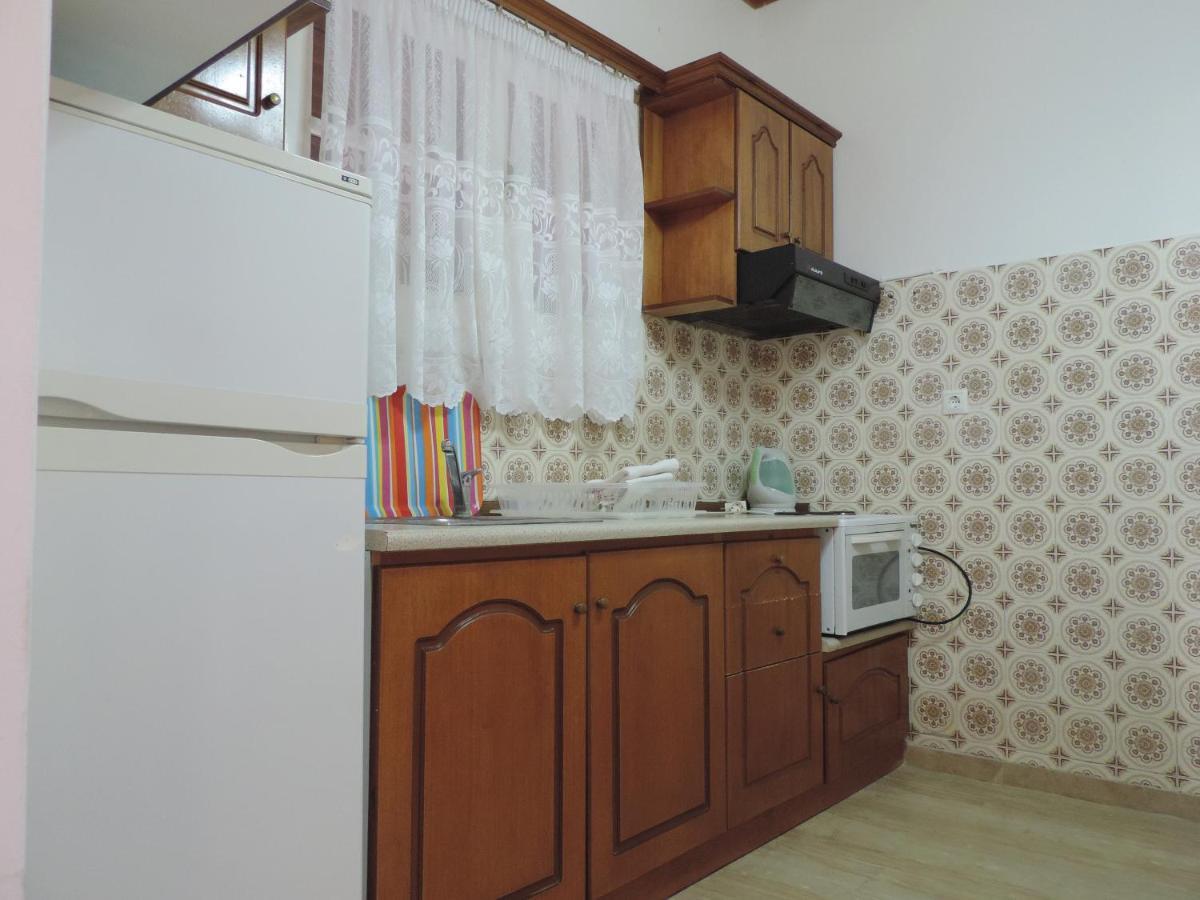 Apartments Peli-Maria Agios Stefanos Avliotes  Exterior photo